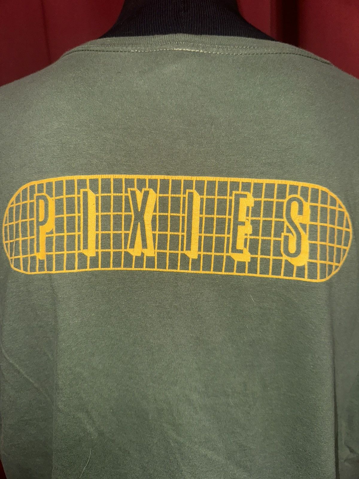 Band Tees × Grailed Pixies Tshirt Y2K Band Tee Grunge Spell Out Logo Grail Size US XL / EU 56 / 4 - 3 Thumbnail