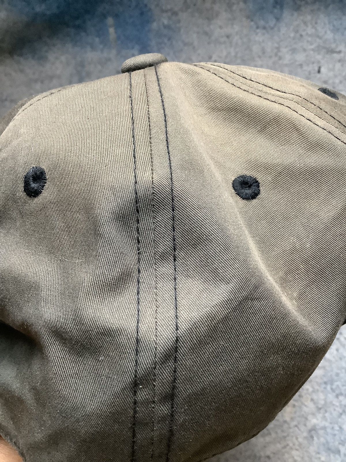 Givenchy Sunfaded Givency Golf Hat Size ONE SIZE - 4 Thumbnail