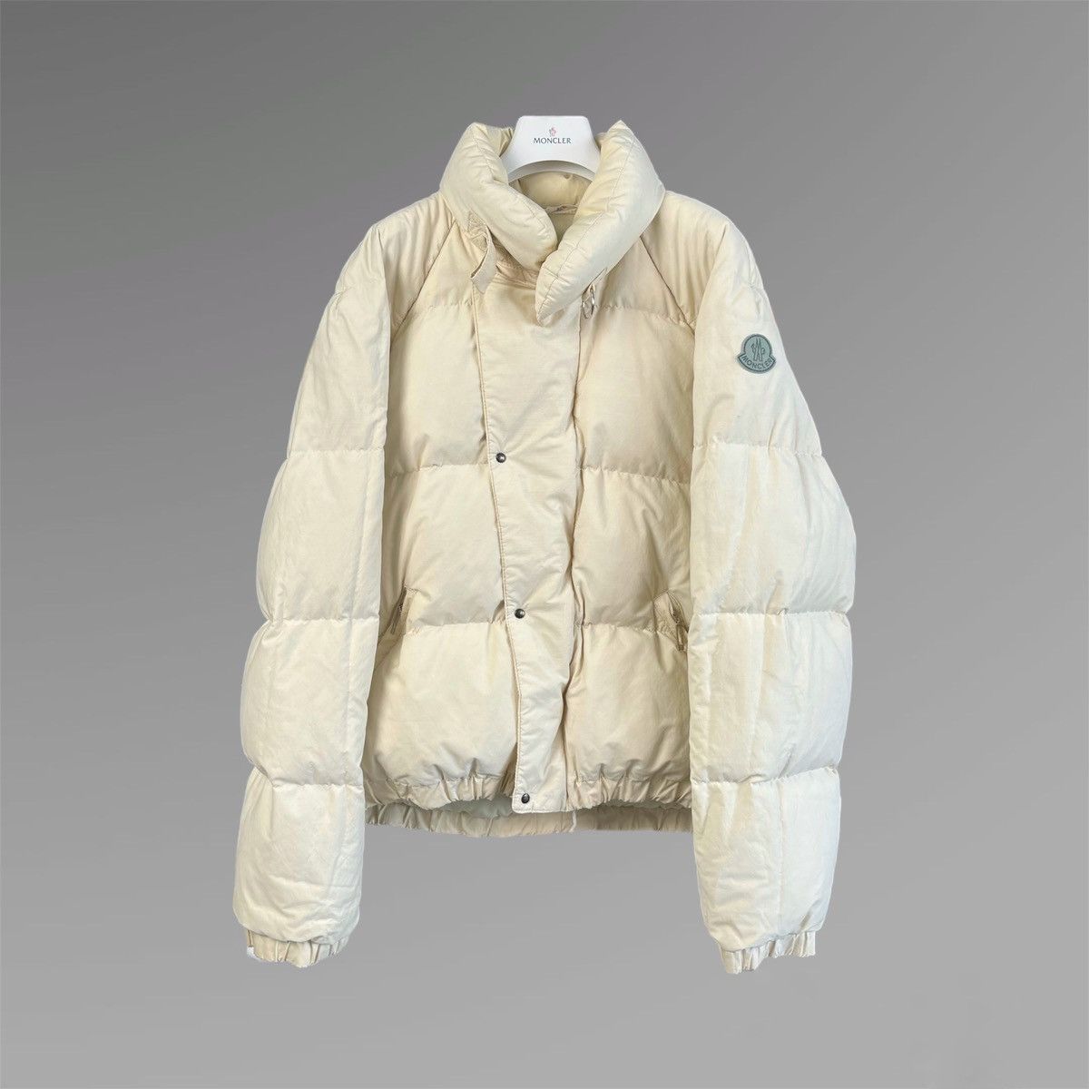 Moncler VINTAGE 80’s MONCLER GRENOBLE DOWN PUFFER JACKET SIZE 4 Size US L / EU 52-54 / 3 - 1 Thumbnail