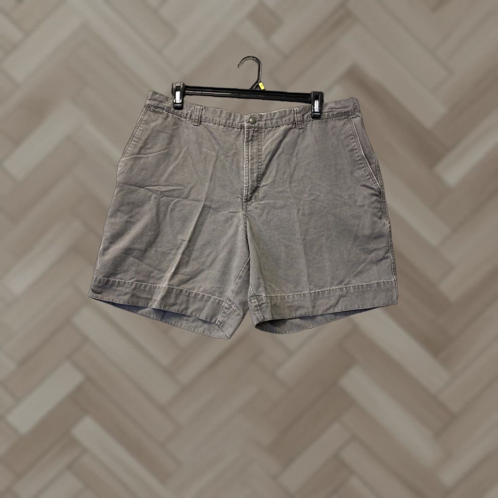 Vintage Columbia Shorts Mens 40 Gray Cotton Blend Back Pockets Outdoor Chino Casual Mens Size US 40 / EU 56 - 1 Thumbnail