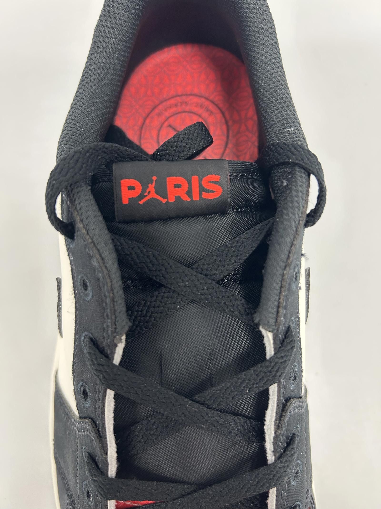 Nike Nike Air Jordan 1 Retro Low Paris Saint-Germain Size US 12 / EU 45 - 9 Thumbnail