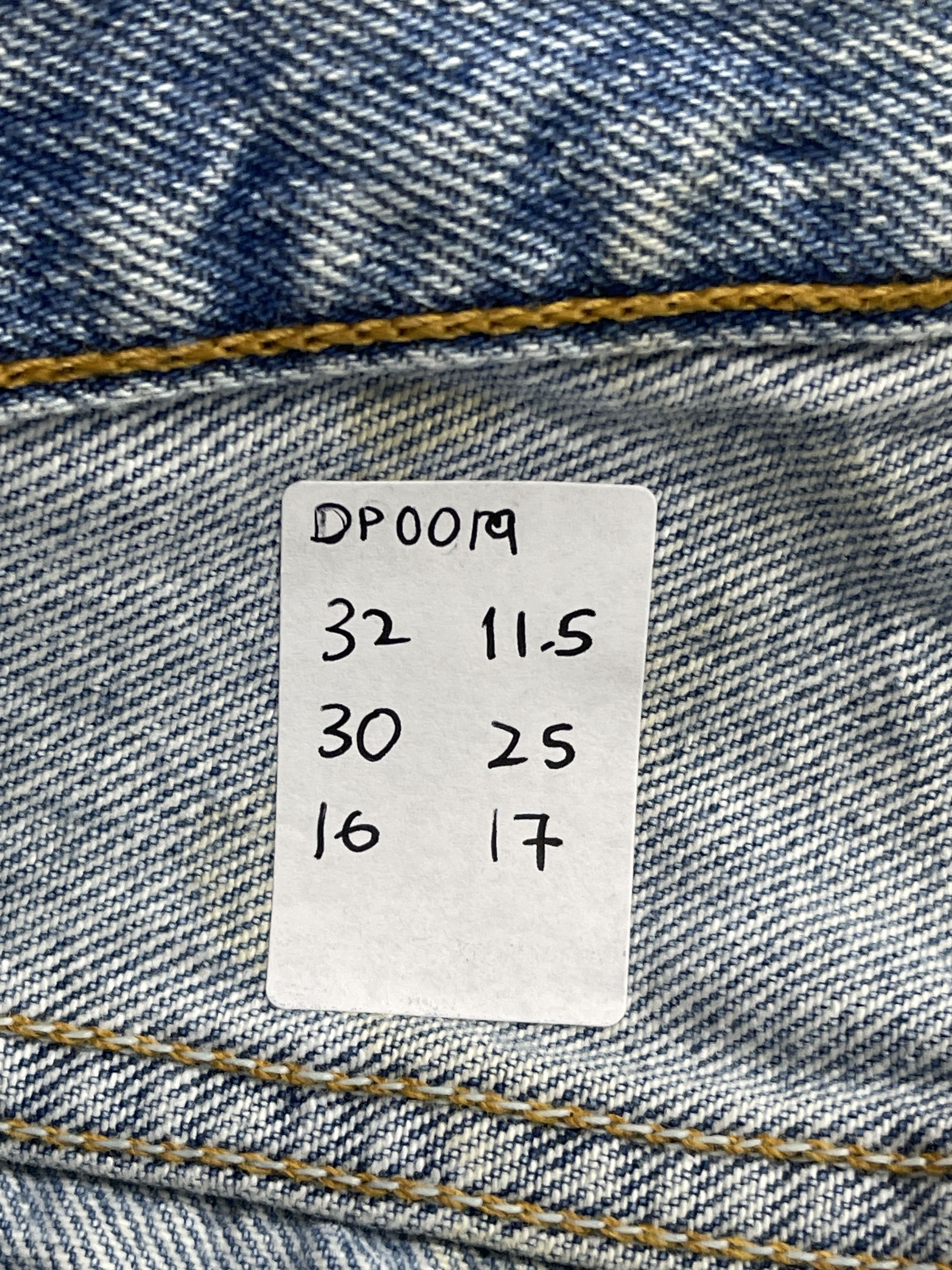 Levi's × Vintage Vintage 90s Levi's 501 Light Washed Jeans Size US 32 / EU 48 - 13 Thumbnail