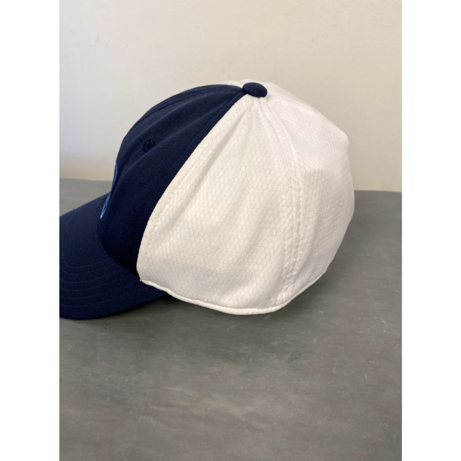Adidas Adidas Golf Hat Mens S/M Blue White Stretch Fit Cap Casual/Summer -Mens Size ONE SIZE - 4 Thumbnail