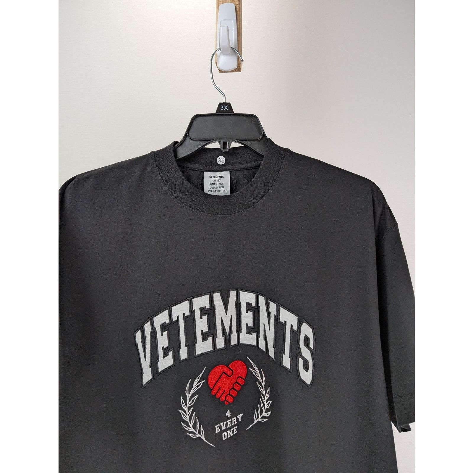 Vetements o1rshd1 Solidarity SS T-Shirt Vetements 4 Every One T-Shirt Size US XS / EU 42 / 0 - 5 Thumbnail