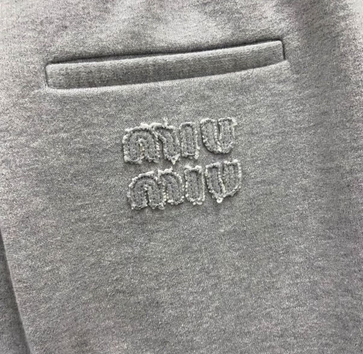 Miu Miu Miu Miu Pocket Logo Pants J41 Size 25" / US 0 / IT 36 - 3 Thumbnail