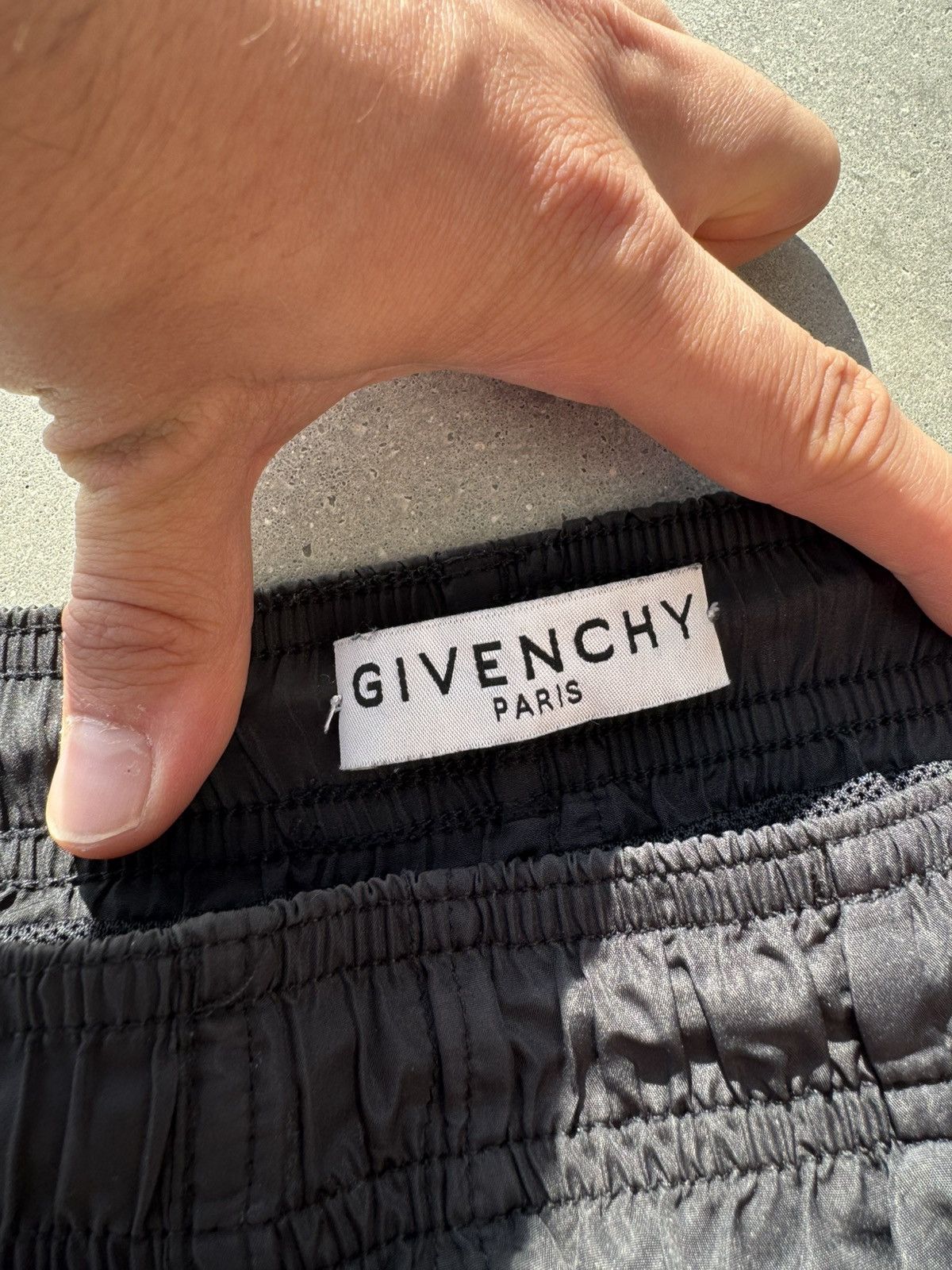 Givenchy GIVENCHY designer swim pants wear luxury rare shorts Size US 34 / EU 50 - 3 Thumbnail