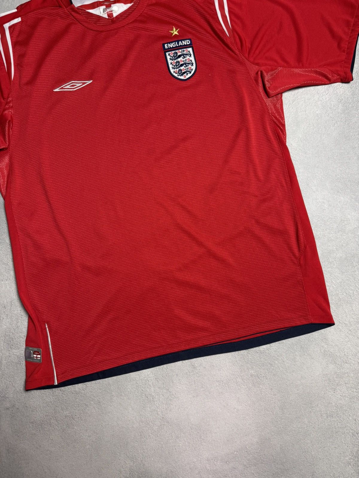 Umbro England 2004 2006 Home Football Shirt Soccer Jersey Umbro Size US XL / EU 56 / 4 - 4 Thumbnail