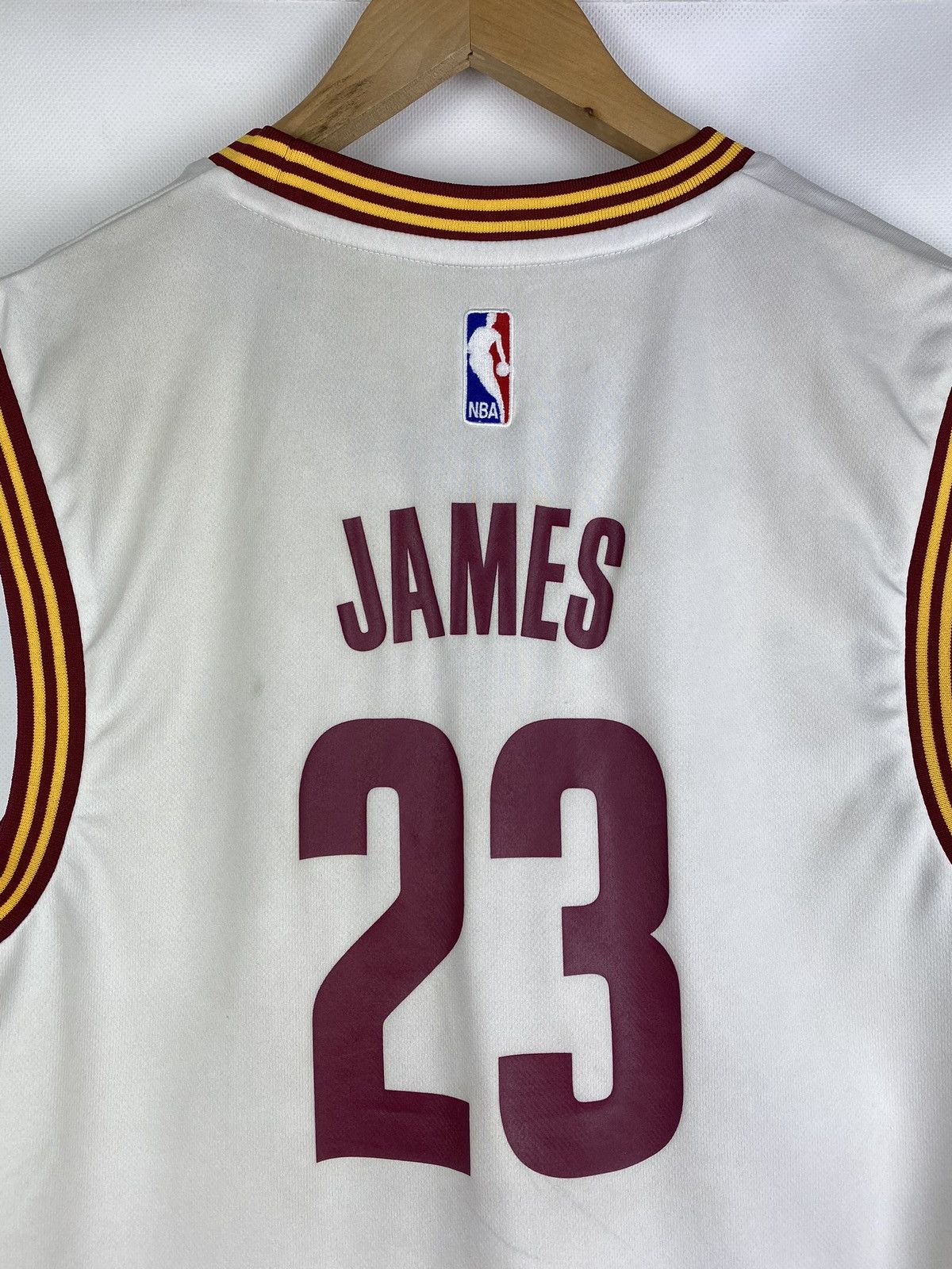 NBA Adidas Cleveland Cavaliers Lebron James 23 Jersey size S Size US S / EU 44-46 / 1 - 17 Thumbnail