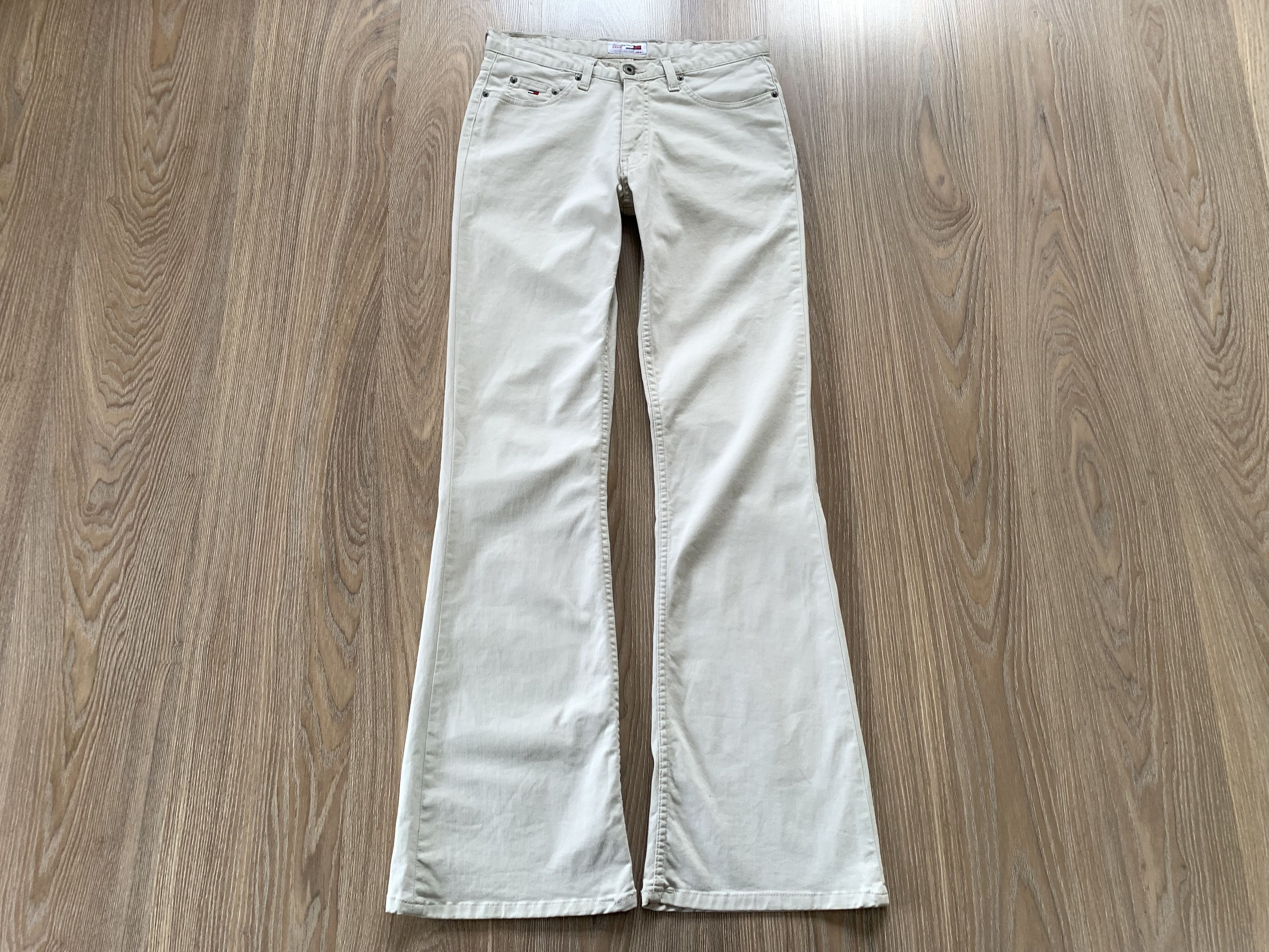 Tommy Hilfiger Women’s Tommy Hilfiger Denim Hipster Bell Bottom Jeans Size 29" - 2 Thumbnail