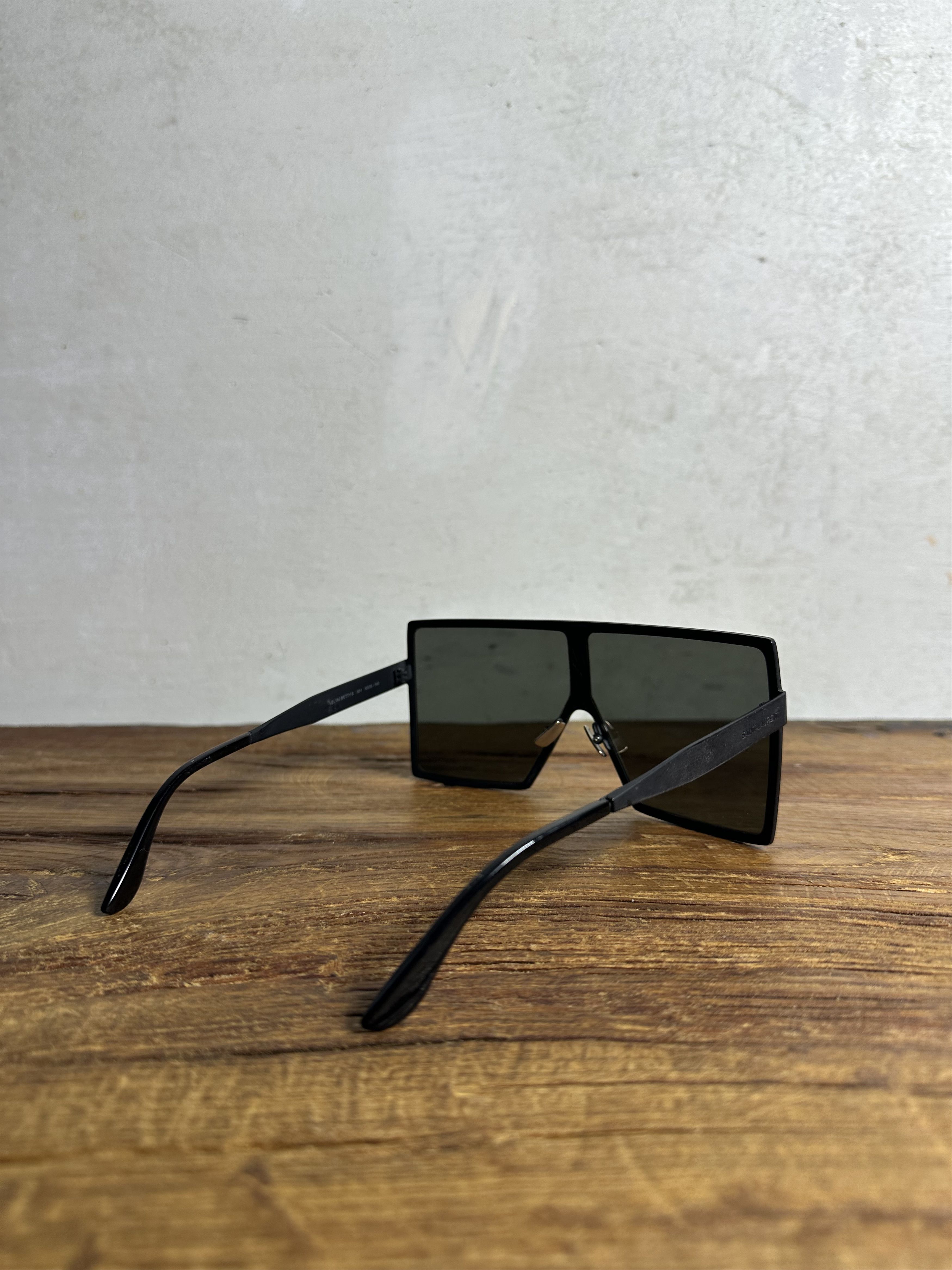 Saint Laurent Paris SAINT LAURENT BLACK SQUARE 'BETTY' SHIELD SUNGLASSES Size ONE SIZE - 7 Thumbnail