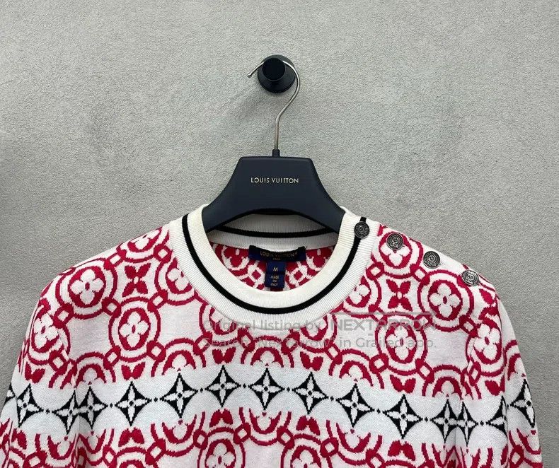 Louis Vuitton Louis Vuitton Knitwear with full-print aged logo in red sw Size M / US 6-8 / IT 42-44 - 6 Thumbnail
