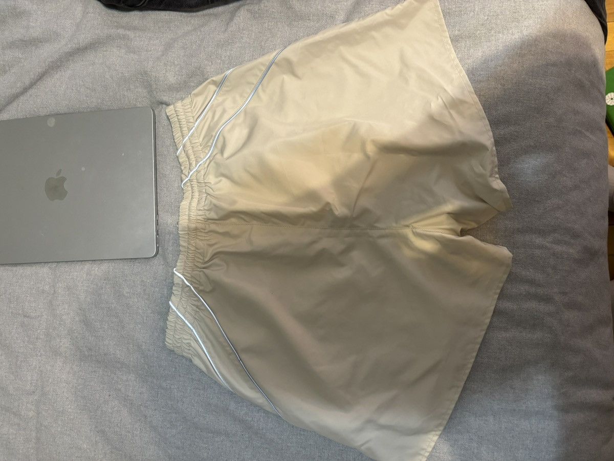 John Elliott Beige Panelled Shorts Size US 30 / EU 46 - 4 Thumbnail