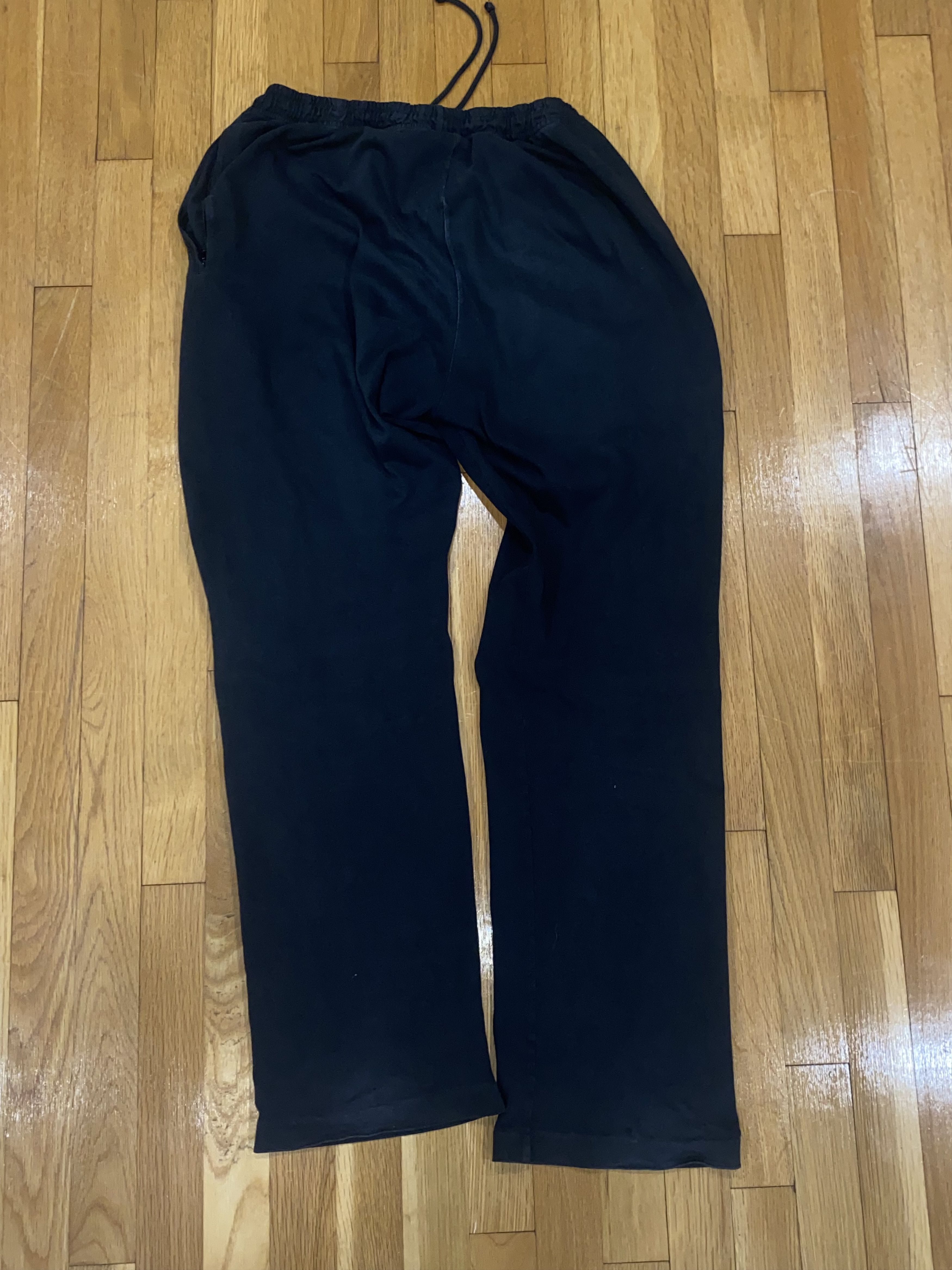 Balenciaga × Gap × Yeezy Washed Black Yeezy Gap Fitted Sweatpants Size US 32 / EU 48 - 7 Thumbnail