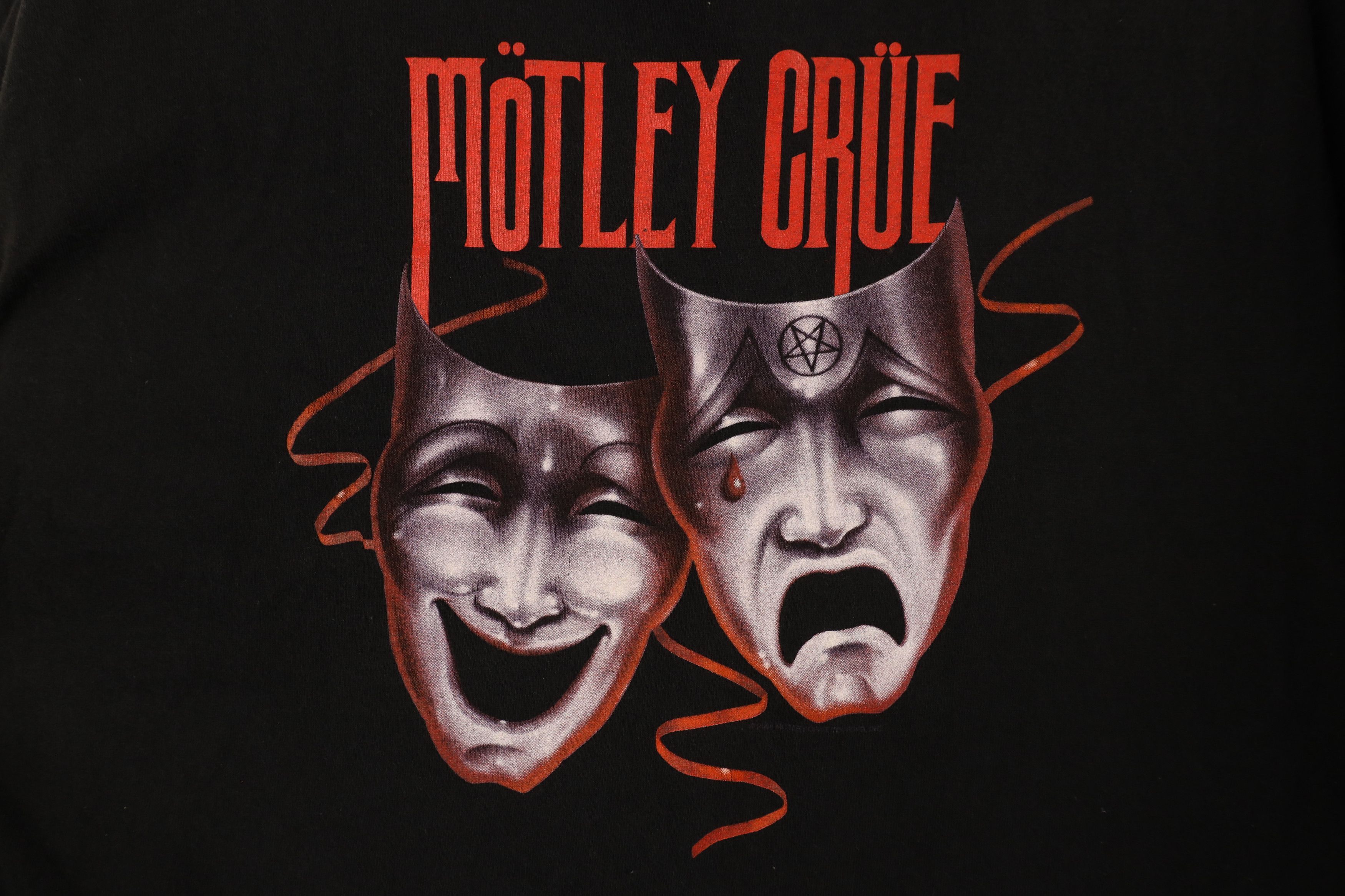 Vintage Vintage Y2K 2004 Tour Motley Crue Band Long Sleeve T-Shirt Size US XL / EU 56 / 4 - 4 Thumbnail