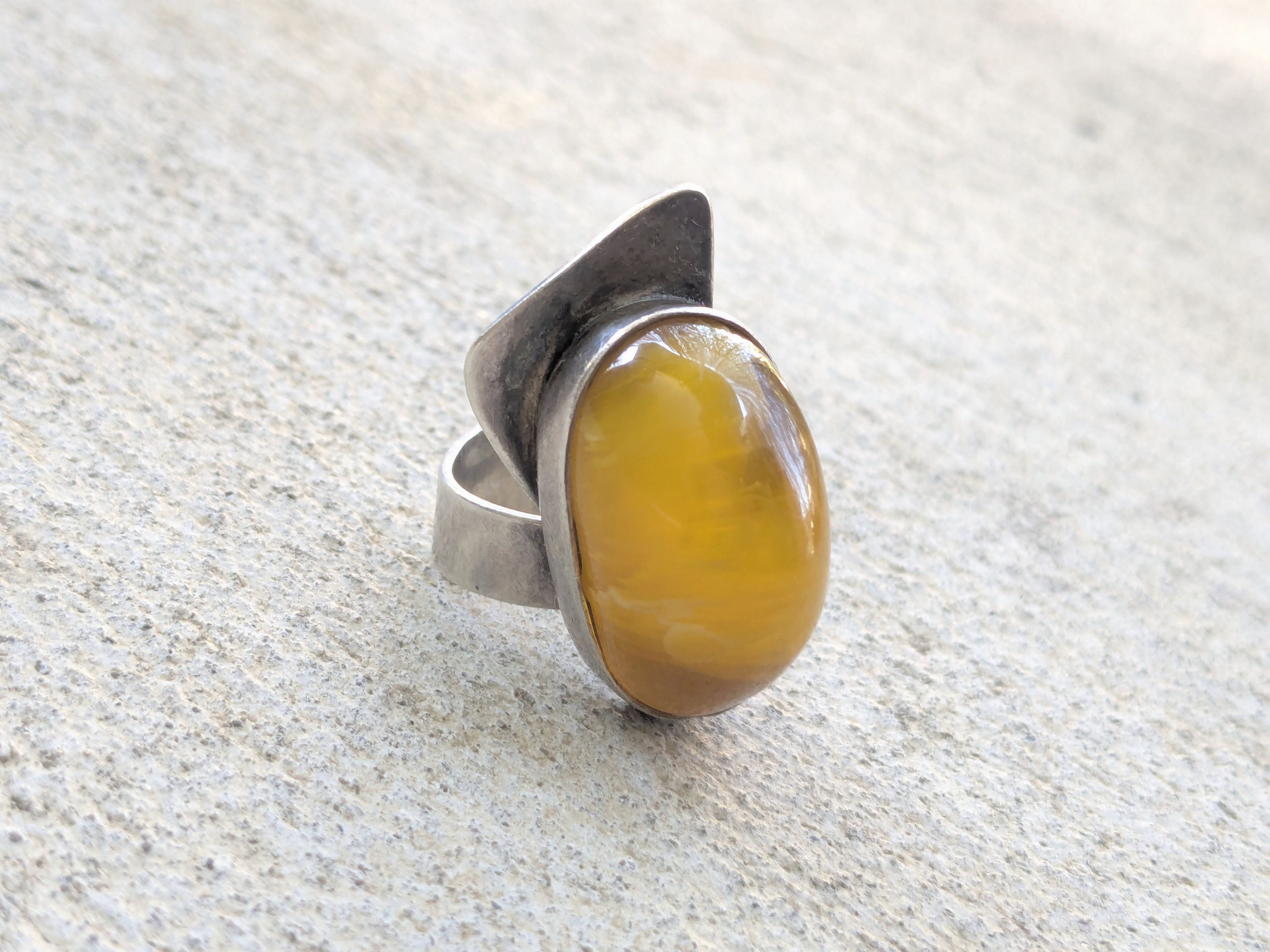 Jewelry Vintage Sterling Silver Ring Amber 5.75 Asymmetrical Size ONE SIZE - 1 Thumbnail