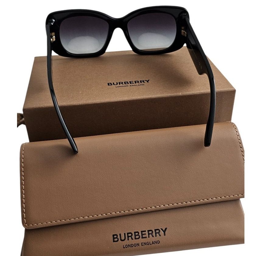Burberry Burberry BE4410 square-frame sunglasses in black acetate Size ONE SIZE - 6 Thumbnail
