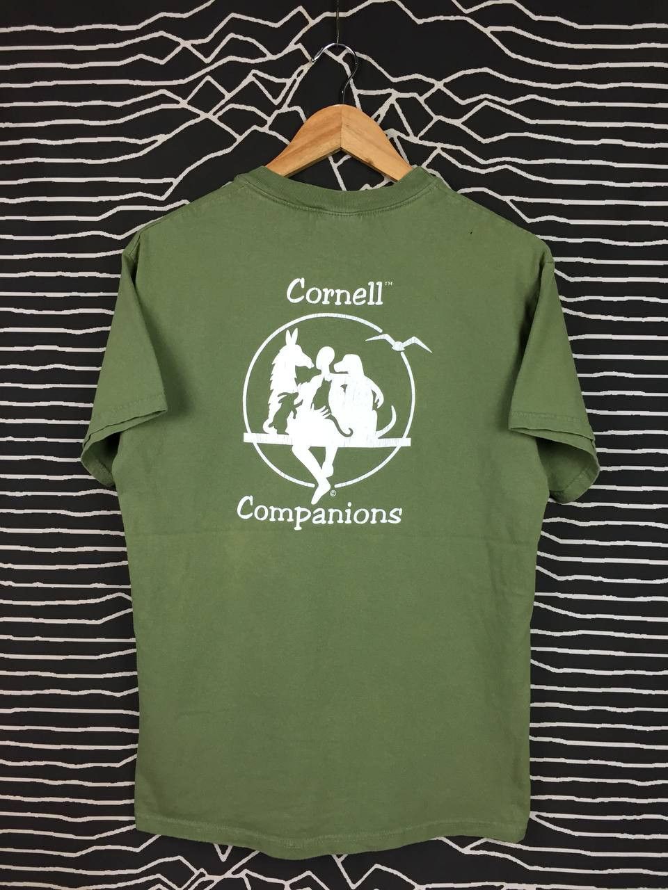 Hanes × Vintage Vtg Cornell University College Of Veterinary Medicine Tee Size US M / EU 48-50 / 2 - 1 Thumbnail