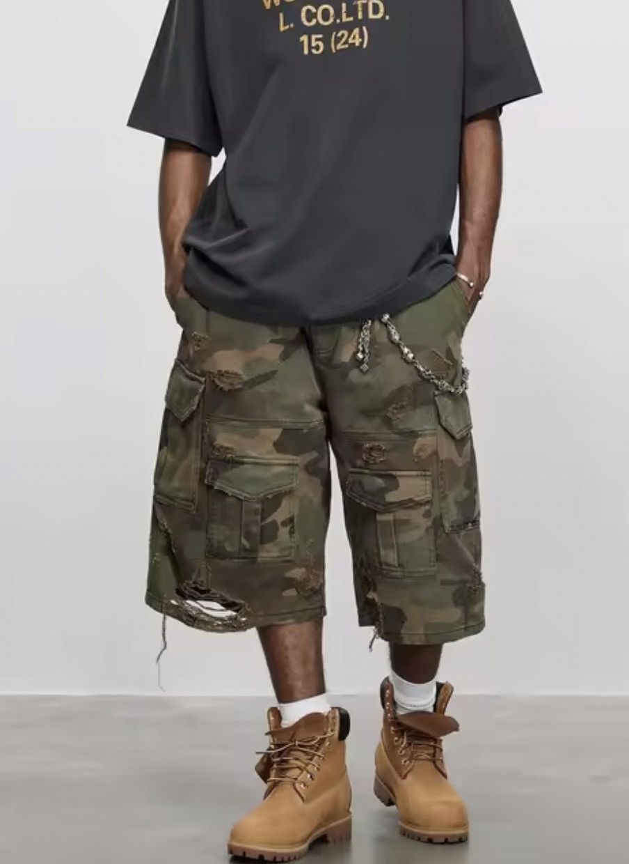 Vintage ltx Louisvuitton playboicarti style opium camo cargo shorts Size US 29 - 1 Thumbnail