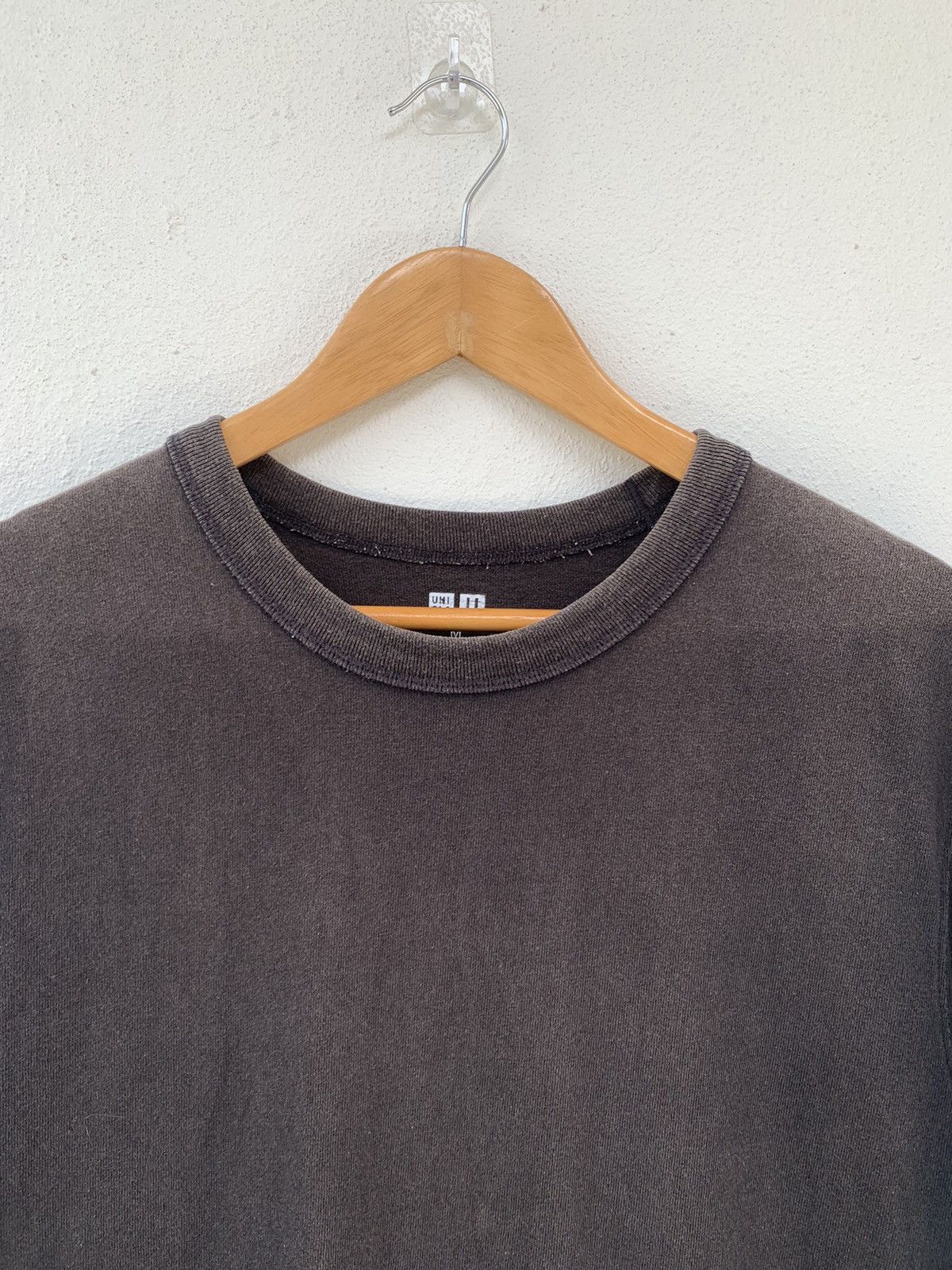 Uniqlo Thrashed Faded Lemaire X Uniqlo Plain Tee Size US M / EU 48-50 / 2 - 2 Thumbnail