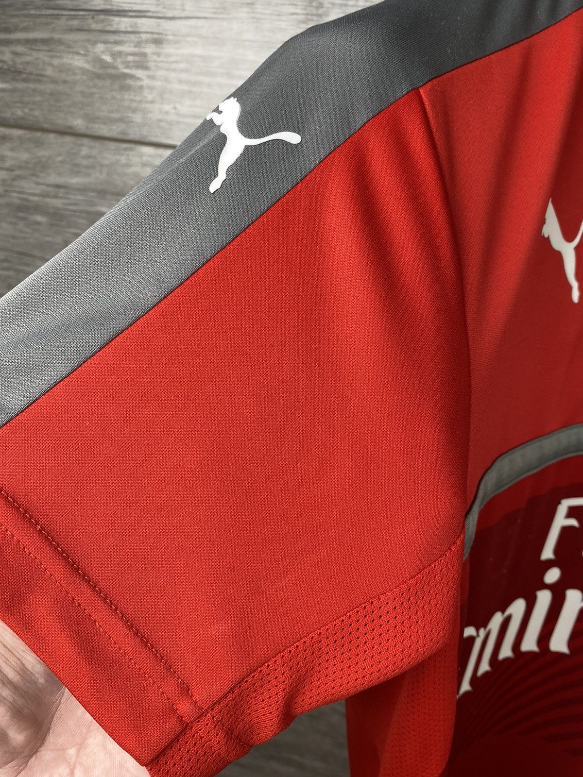 Puma Arsenal Puma 2016 2017 football jersey Size M Size US M / EU 48-50 / 2 - 22 Thumbnail