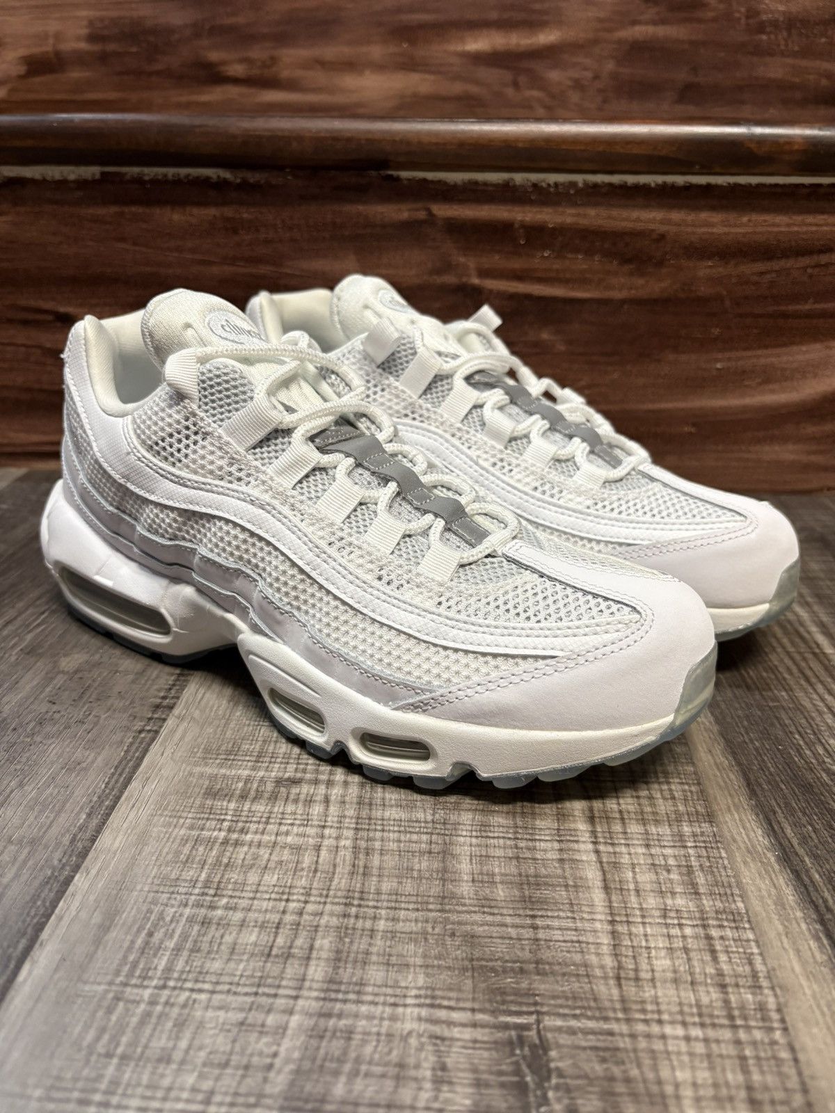 Nike Nike Air Max 95 Triple White size 8 Size US 8 / EU 41 - 1 Thumbnail