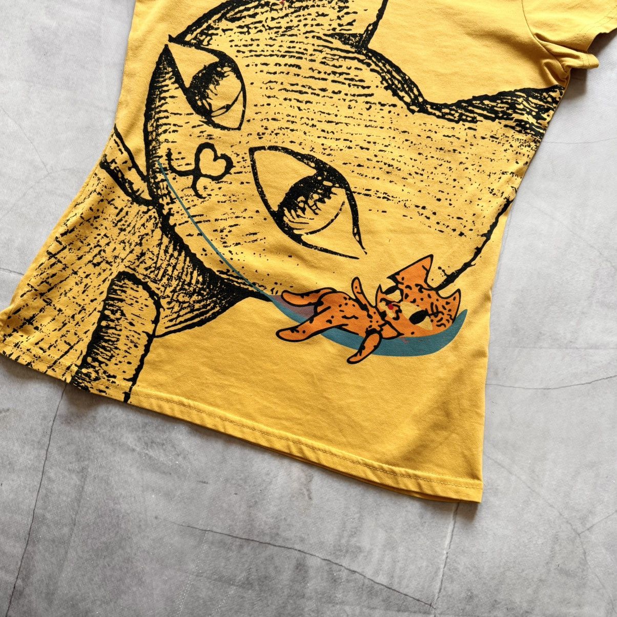 Hysteric Glamour Cute Chill Cat Y2K Hysteric Glamour Vibe T Shirt Cop Copine Size L / US 10 / IT 46 - 2 Thumbnail