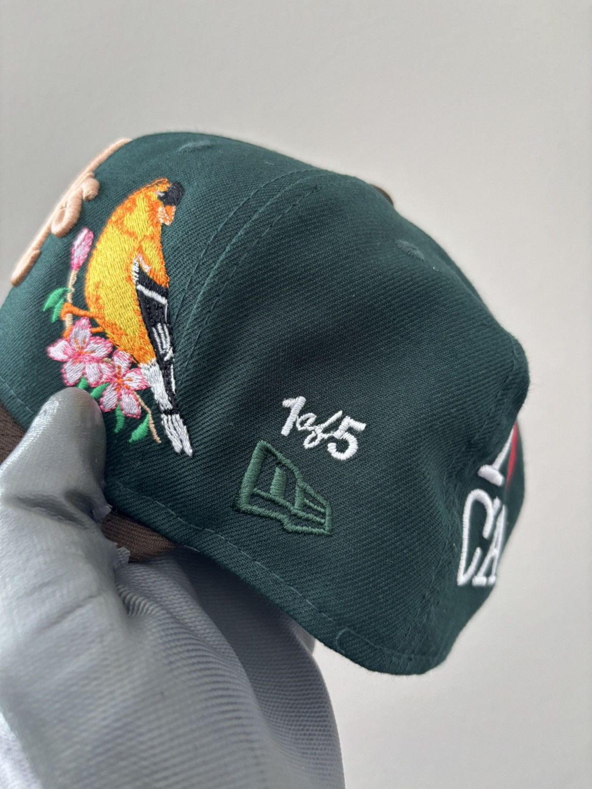 Vintage OAKLAND ATHLETICS PEACH BRIM SIDE PATCH EMBROIDERED FITTED Size ONE SIZE - 5 Thumbnail