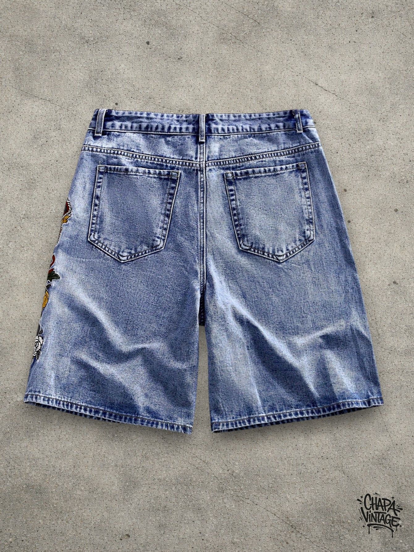 Vintage Floral jeans shorts Size US 32 / EU 48 - 3 Thumbnail