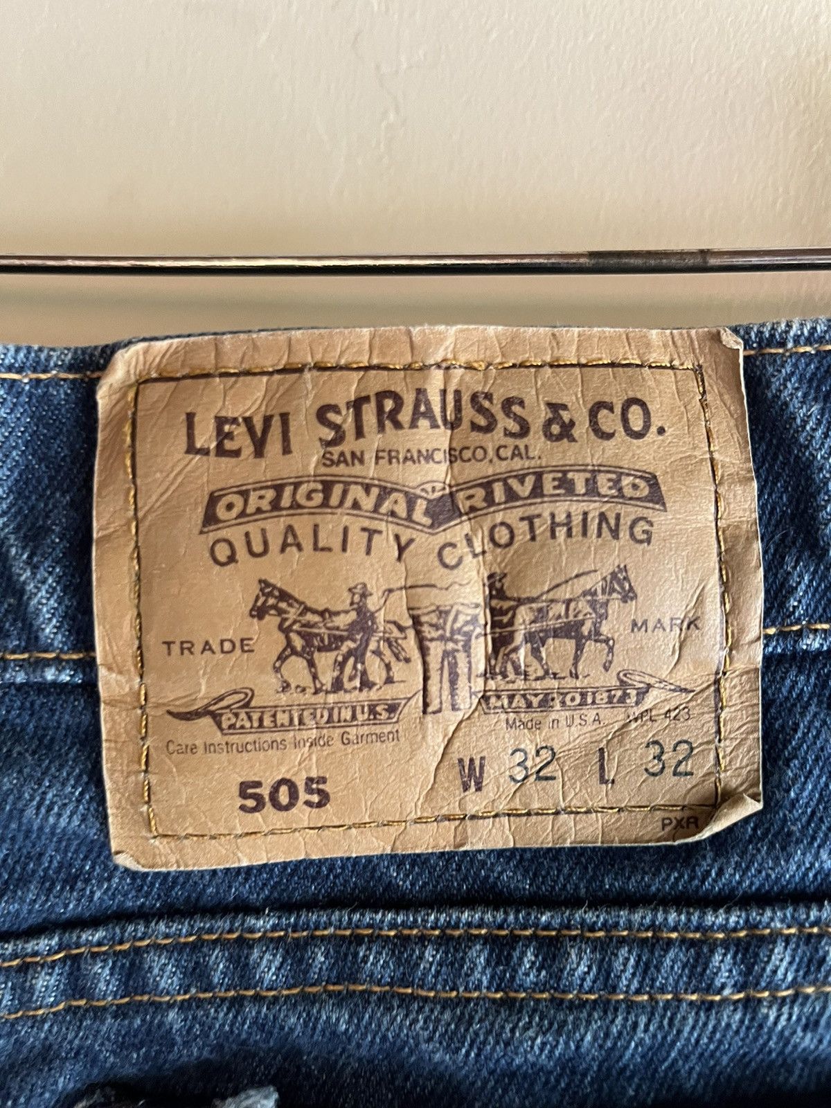 Levi's Vintage Cropped Levi’s Orange Tab 505 32x28 Size US 32 / EU 48 - 4 Thumbnail