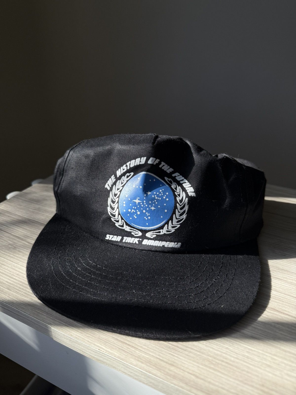 Sci-Fi Fantasy × Vintage Star Trek Snapback Cap Size ONE SIZE - 1 Thumbnail