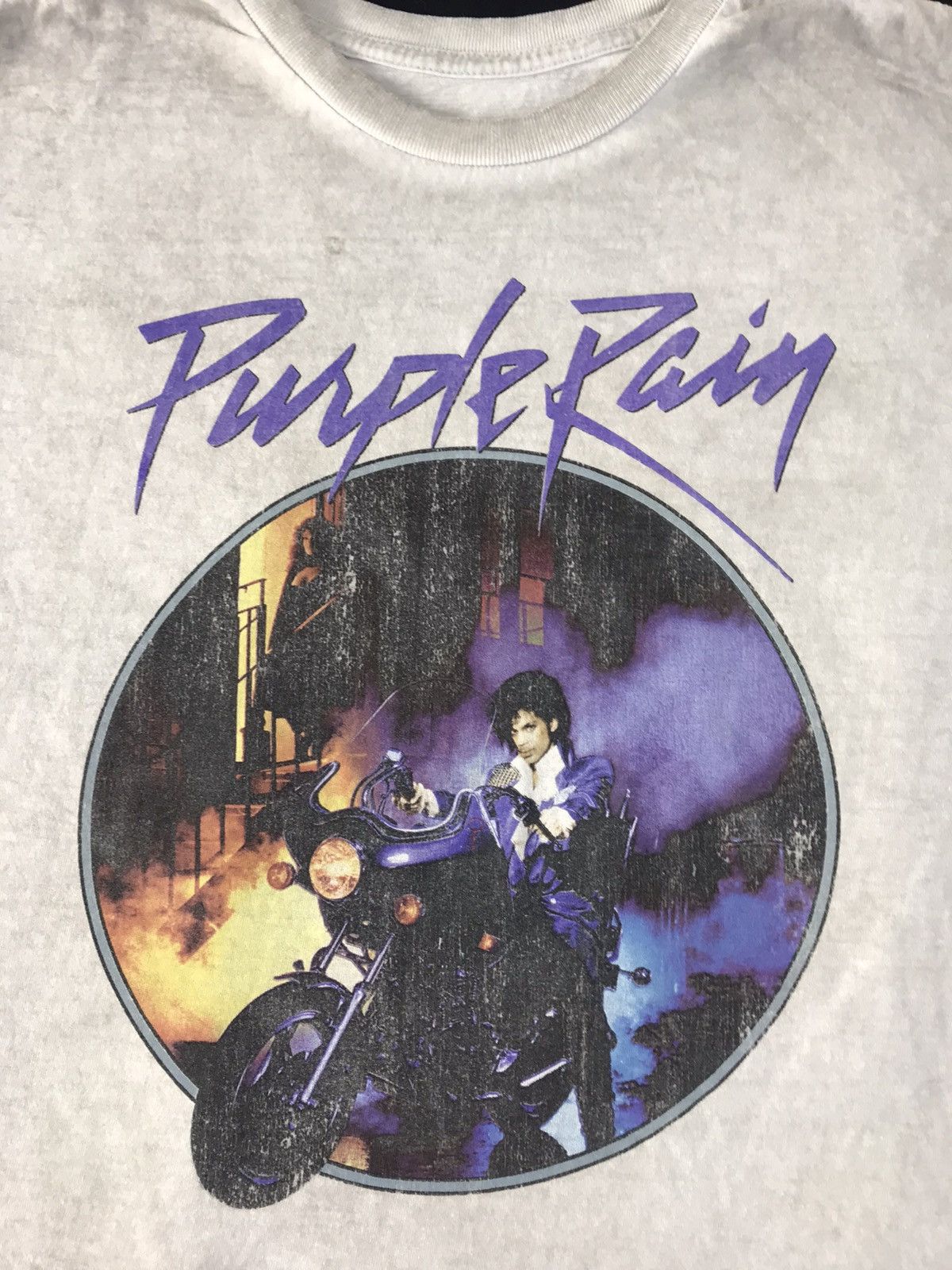 Vintage Purple Rain American Singer Sixth Album Big Bike Logo Tee Size US M / EU 48-50 / 2 - 4 Thumbnail