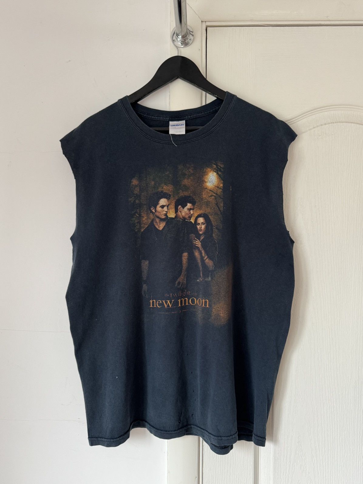 Band Tees Vintage 2009 The Twilight Saga New Moon Movie Tanktop Tee Size US L / EU 52-54 / 3 - 1 Thumbnail
