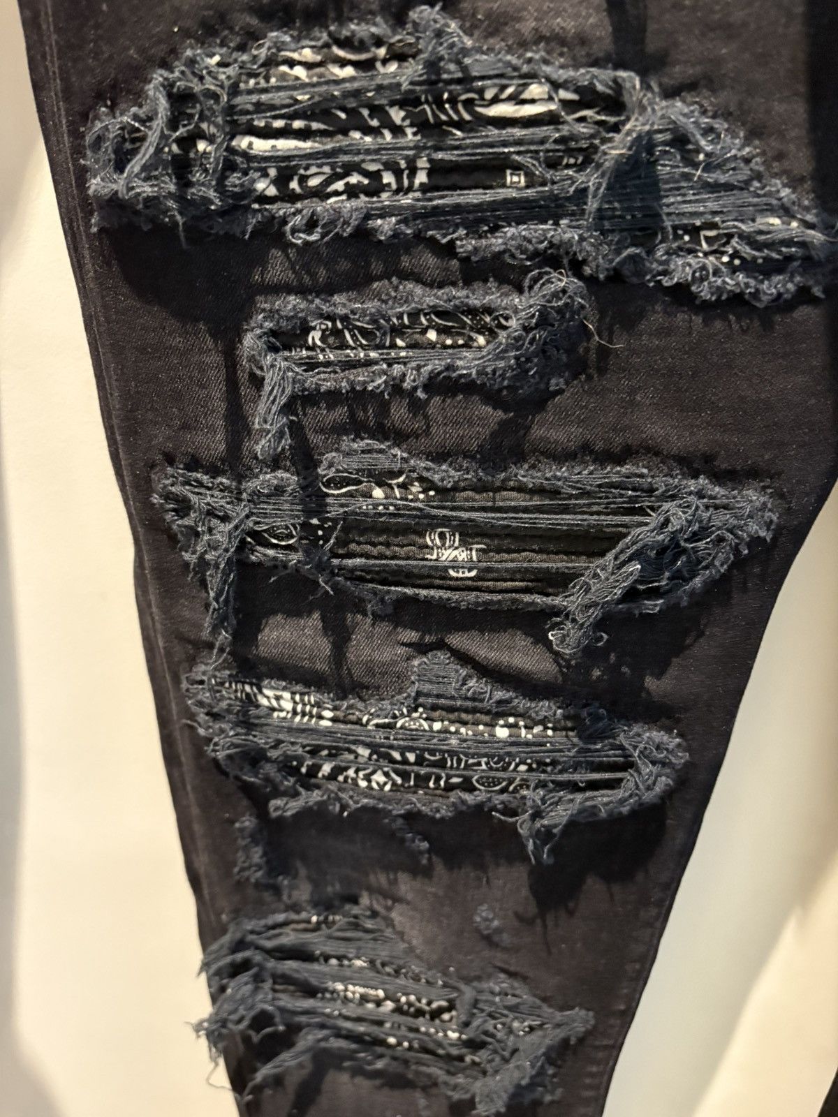 Amiri Amiri BandanaThrasher Jeans Size US 36 / EU 52 - 14 Thumbnail