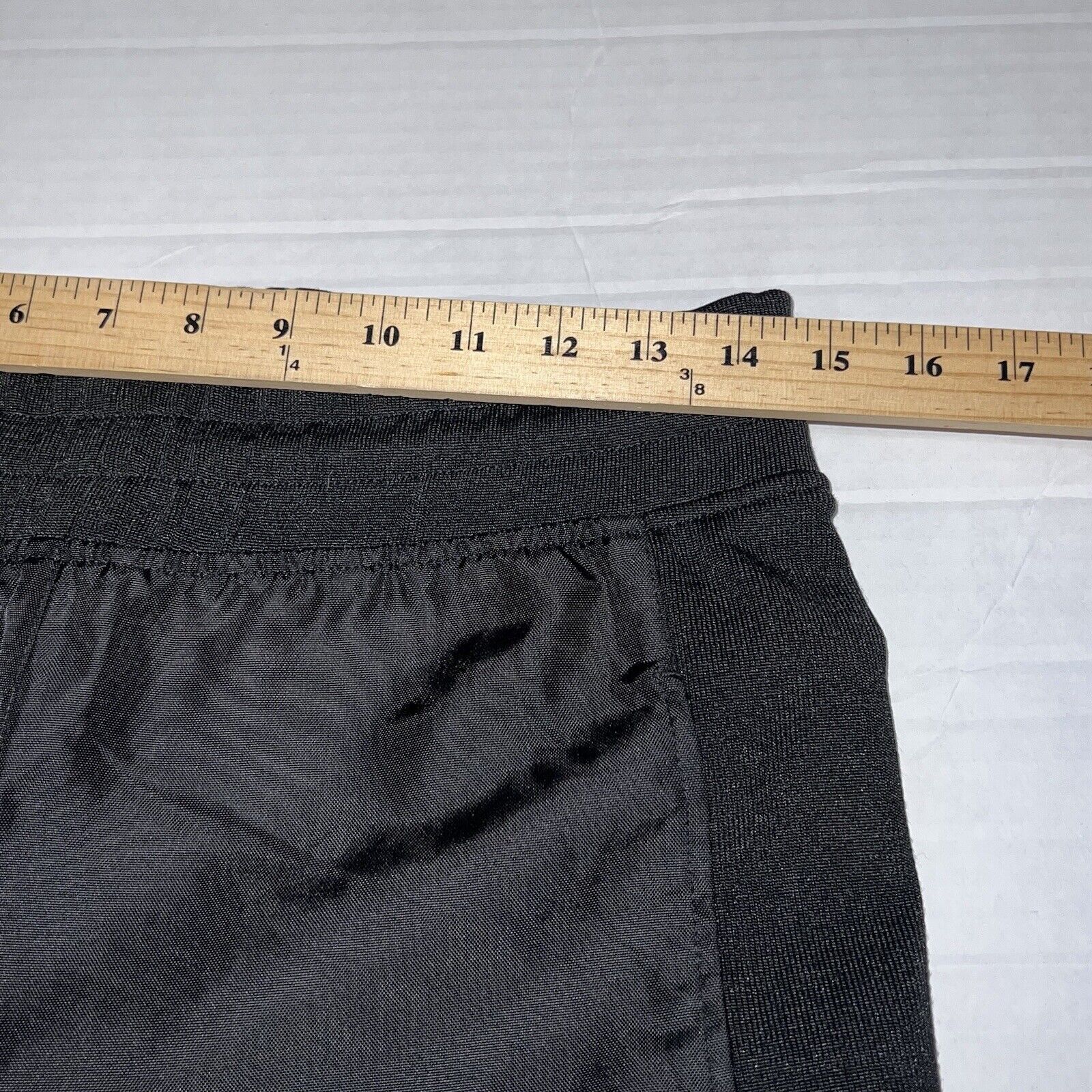 Yeezy Yeezy Season 3 Tyvek Jogger True Onyx Mens Small Black Pants Size US 28 / EU 44 - 7 Thumbnail