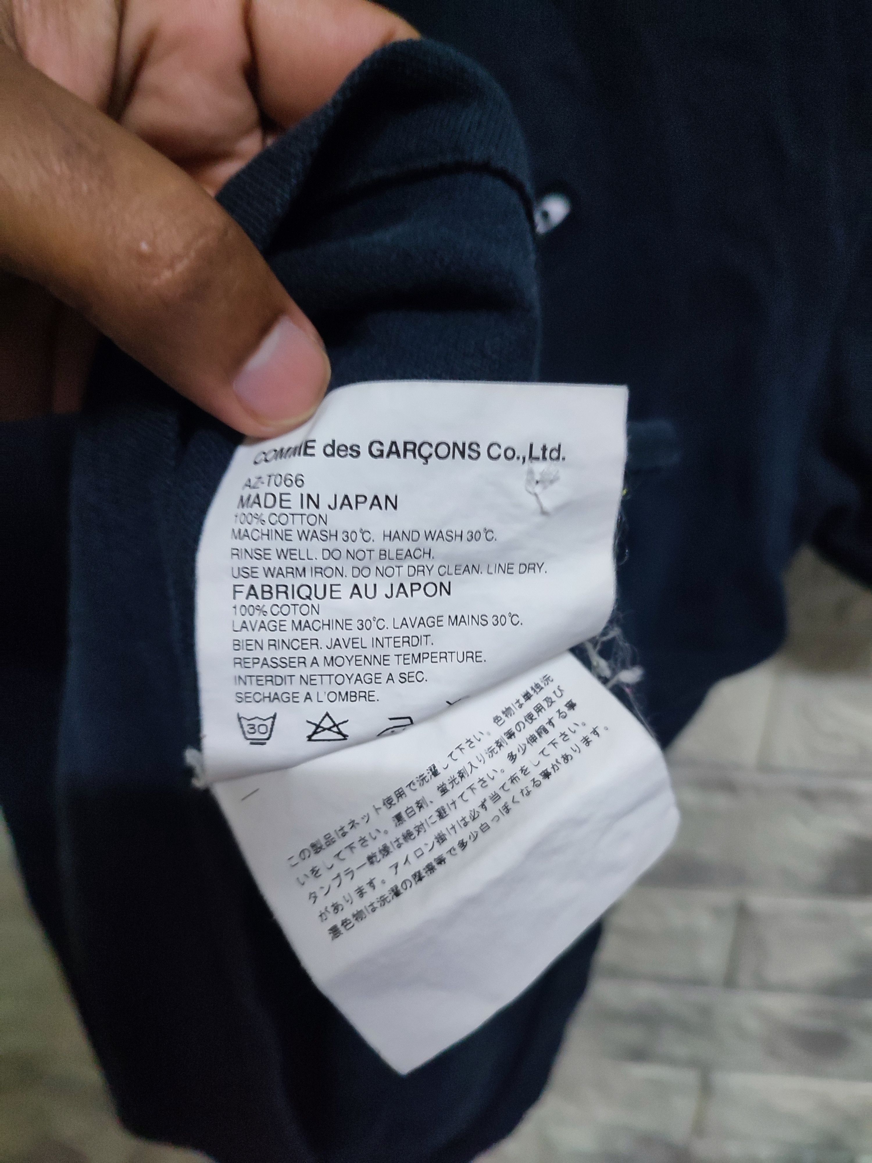 Comme des Garcons PLAY PLAY COMME DES GARCONS BUTTON UP TSHIRT Size US M / EU 48-50 / 2 - 2 Thumbnail