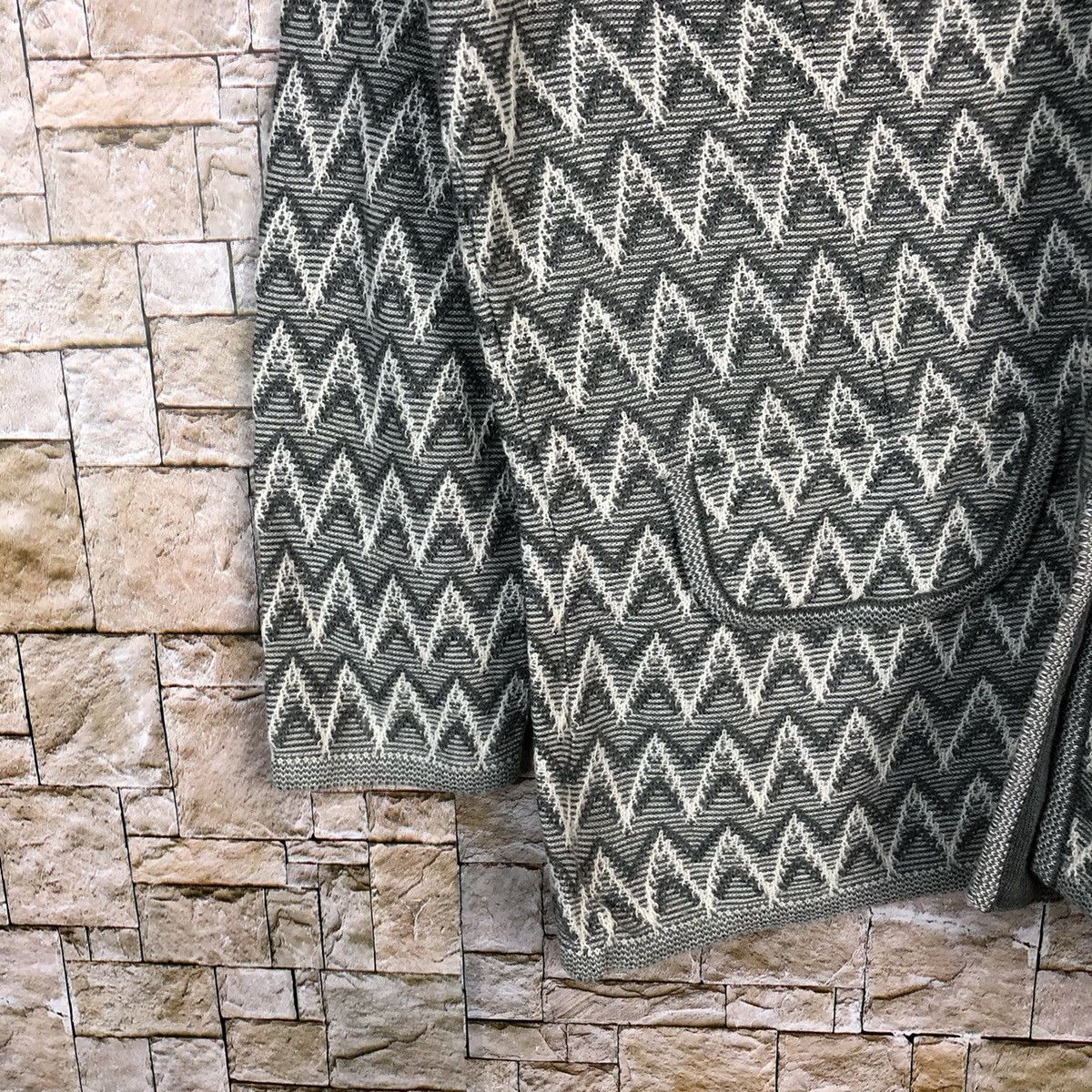 Japanese Brand Apogee Grey Cardigan vintage japan #A487 Size US L / EU 52-54 / 3 - 7 Thumbnail