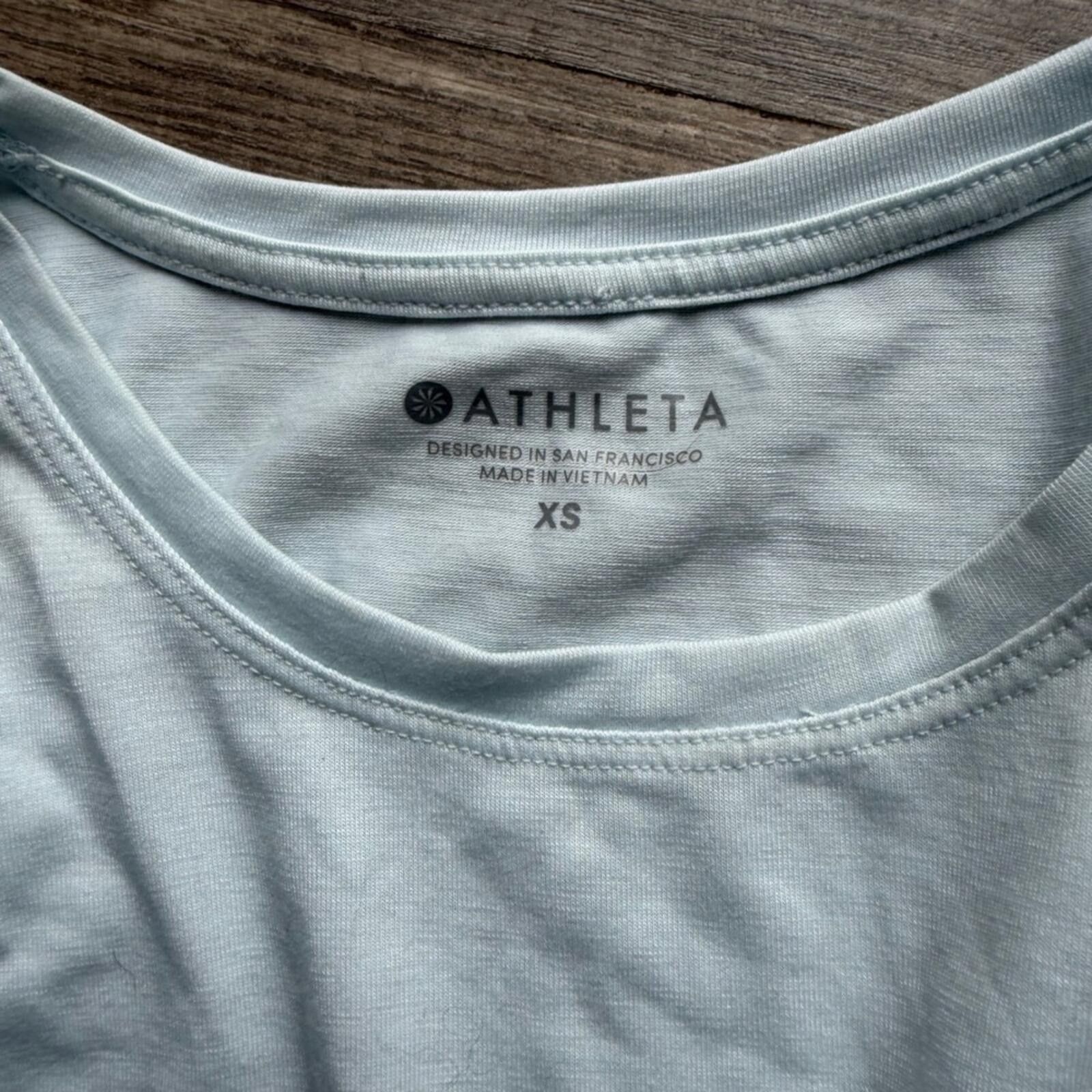 Other Athleta Womens Tank Top Light Blue Sleeveless Size XS Size XS / US 0-2 / IT 36-38 - 2 Thumbnail
