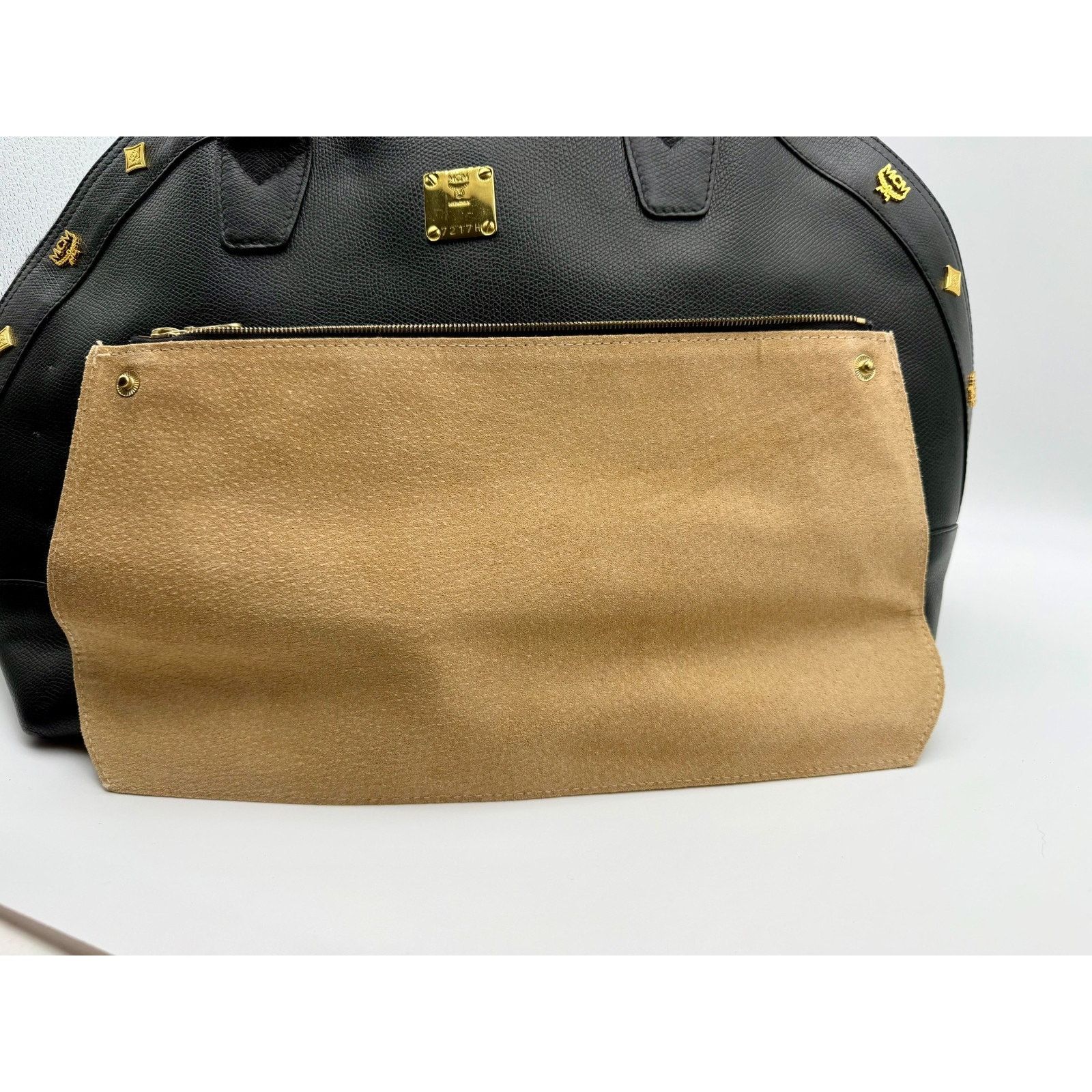 MCM Vintage MCM Black Grained Leather Handbag | Purse | COA Size ONE SIZE - 7 Thumbnail