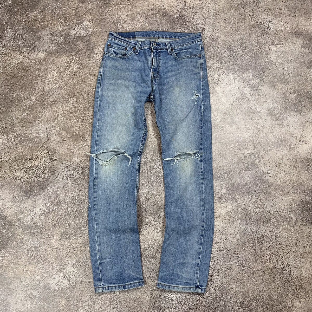 Vintage Vintage 90s Levis Faded Distressed Jeans Grunge Skate 32 Size US 32 / EU 48 - 2 Thumbnail