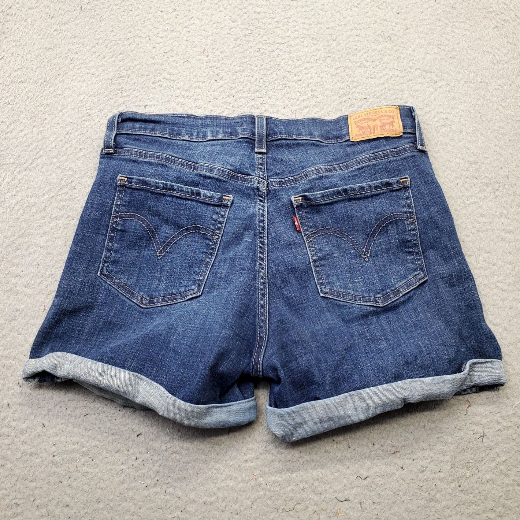 Levi's Levi's Jeans Shorts Womens Size 29 Blue Denim Cuffed 5-Pocket Mid Length Red Tab - Size Womens 29 - Levi's Jeans Shorts - Black? Size 29" - 2 Thumbnail