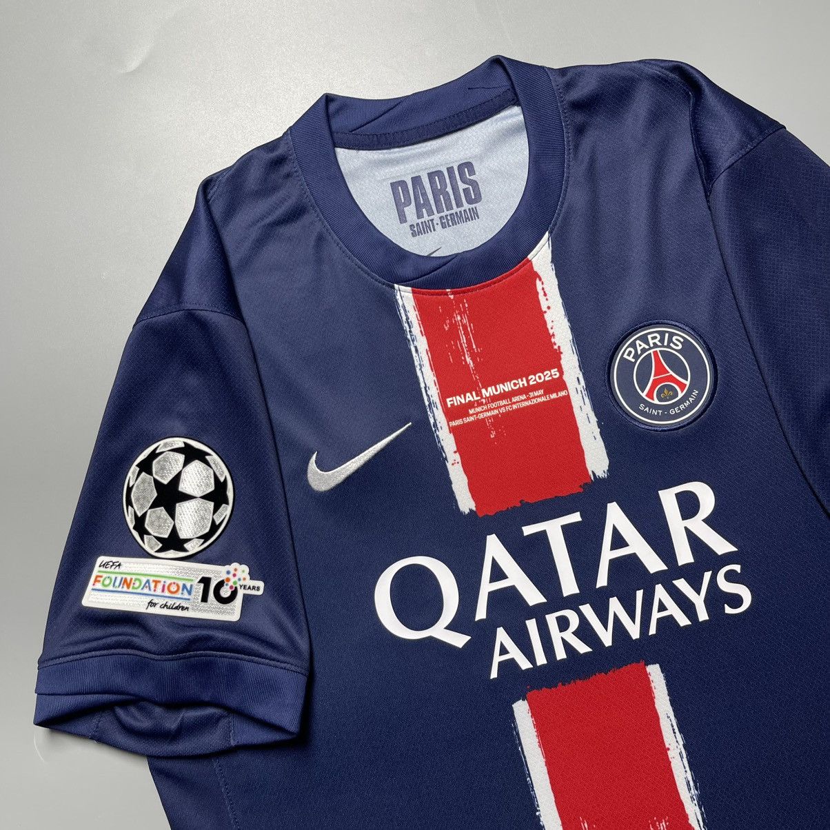 Nike NWT PSG NIKE 2024/2025 FOOTBALL HOME JERSEY #14 DESIRE DOUE Size US L / EU 52-54 / 3 - 4 Thumbnail