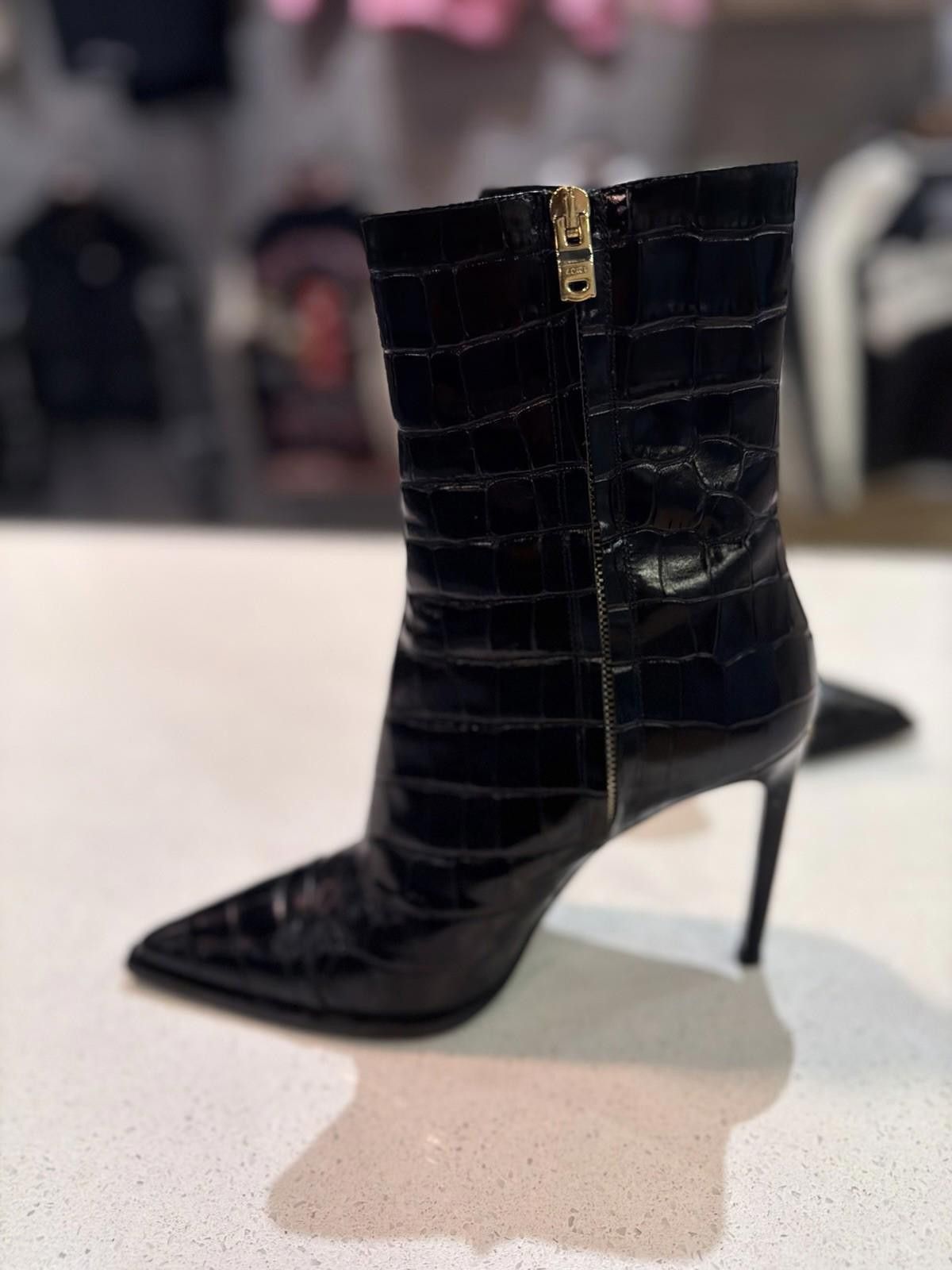 Amiri AMIRI Black Snakeskin Stiletto High Heel Boots 38 - 8US Size US 8 / IT 38 - 4 Thumbnail