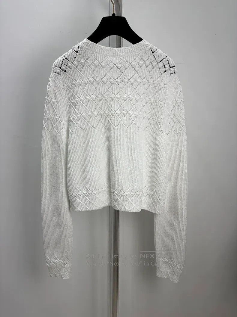 Chanel Chanel White hollow crochet knitted cardigan coat Size XS / US 0-2 / IT 36-38 - 2 Thumbnail