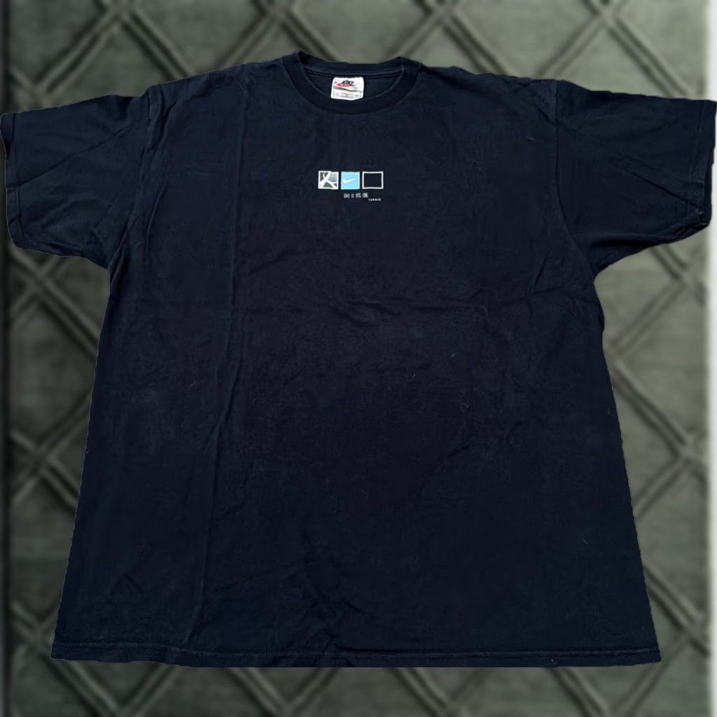 Nike VINTAGE Nike Court Tennis Athletics Black T-Shirt XL USA Mens XL Black USA 90s Size US XL / EU 56 / 4 - 1 Thumbnail