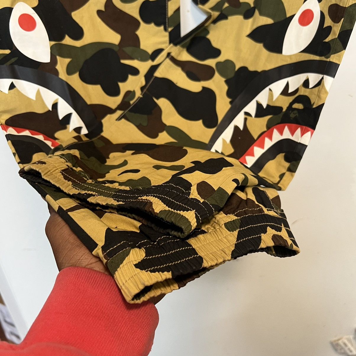 Bape Bape Shark Green Camo Track Pants Size US 39 - 5 Thumbnail