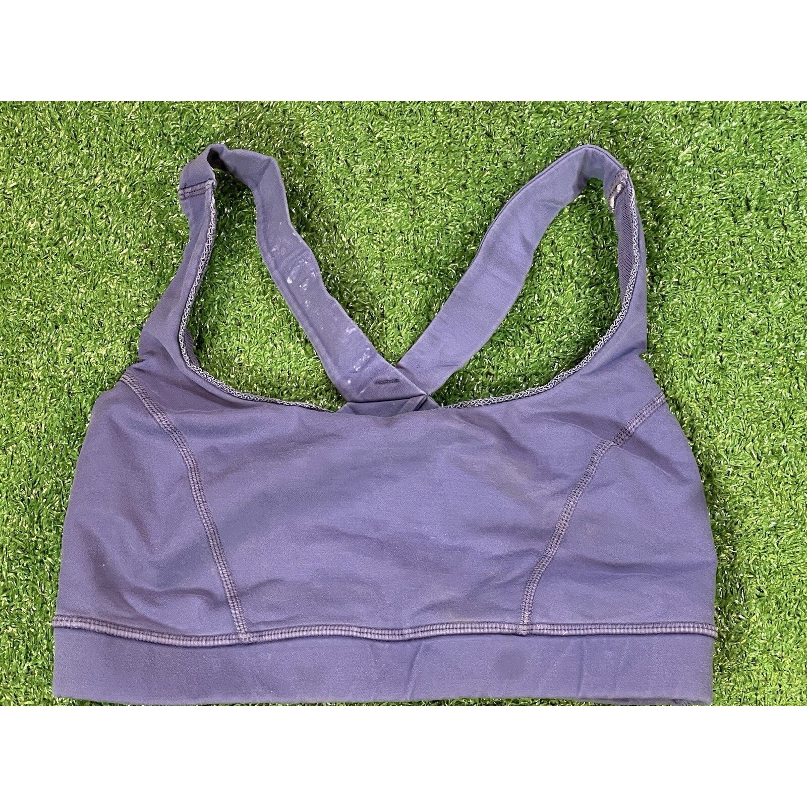 Lululemon Lululemon Size 4 Periwinkle Sport Bra Activewear Size ONE SIZE - 2 Thumbnail