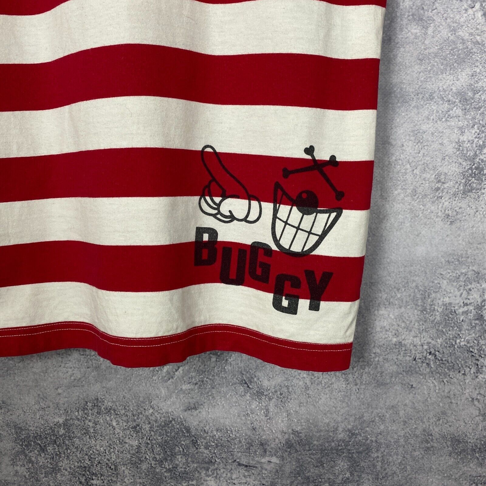 Uniqlo Uniqlo One Piece Anime Tee Men's Size M Red White ` Size US M / EU 48-50 / 2 - 11 Thumbnail