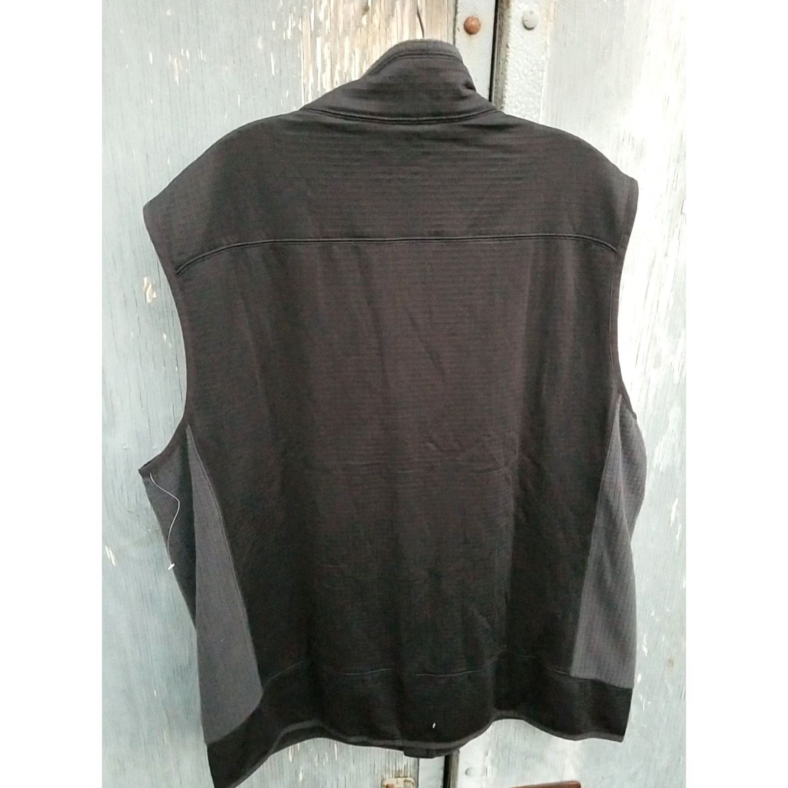Vineyard Vines Vineyard Vines Mens XL black grey Performance thermal vest Shirt Pullover 1/4 Zip All Seasons Lightweight Moisture Wicking Zipper Logo Mens Size US XL / EU 56 / 4 - 4 Thumbnail