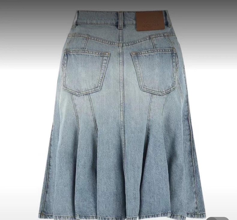 Alexander McQueen Alexander McQUEEN size 36 Cowboy fish tail skirt 2505-Next Size 24" / US 00 / IT 34 - 1 Thumbnail