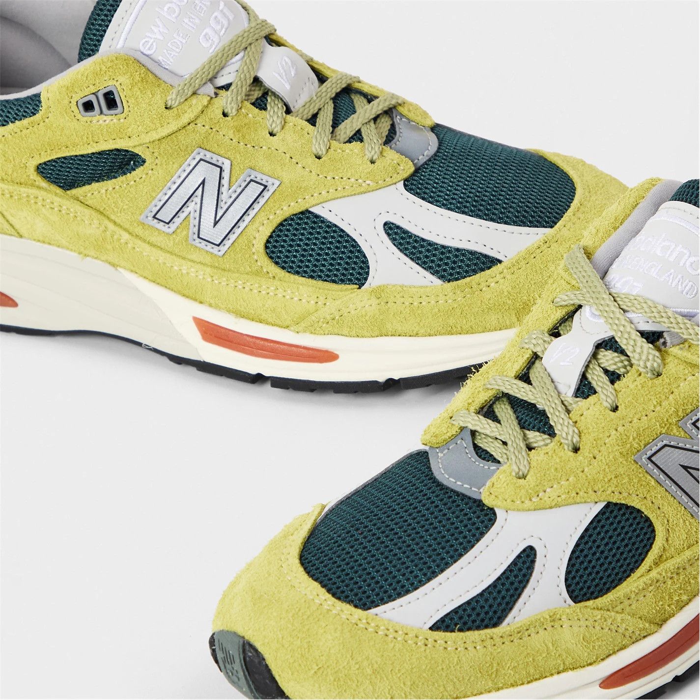 New Balance o1g2r1mq0426 991v2 Runners Sneakers in Multicolor Size US 11.5 / EU 44-45 - 4 Thumbnail